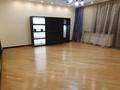 4-бөлмелі пәтер · 220 м² · 4/6 қабат, Рахмадиева, бағасы: 950 000 ₸ в Алматы, Бостандыкский р-н — фото 18