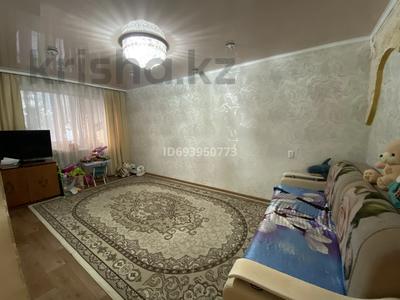 3-комнатная квартира, 63 м², 1/5 этаж, Ружейникова за 18 млн 〒 в Уральске