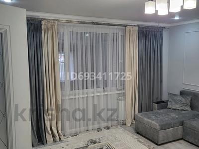 4-комнатная квартира, 81 м², 1/9 этаж, мкр Юго-Восток, мкр Юго-Восток, 27й микрорайон 10 за 35 млн 〒 в Караганде, Казыбек би р-н