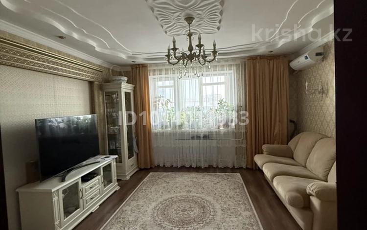 3-бөлмелі пәтер · 76 м² · 4/5 қабат, Азаттык 71, бағасы: 28 млн ₸ в Атырау — фото 2