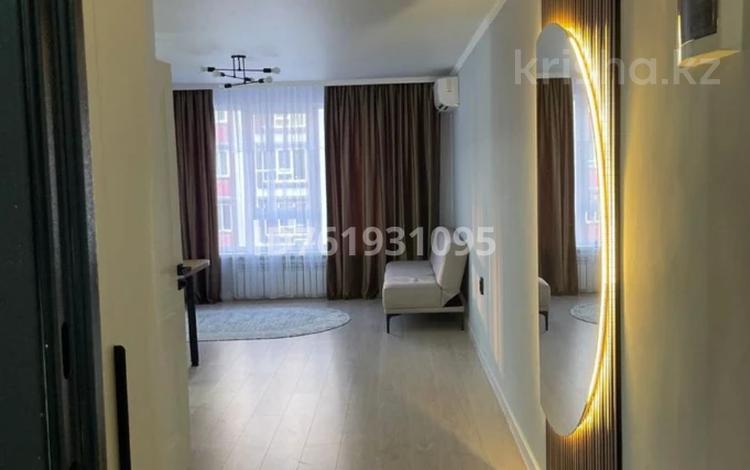 2-комнатная квартира · 42 м² · 5/9 этаж, Мкр. Аккент 90 — Мкр Аккент за 280 000 ₸ в Алматы — фото 2
