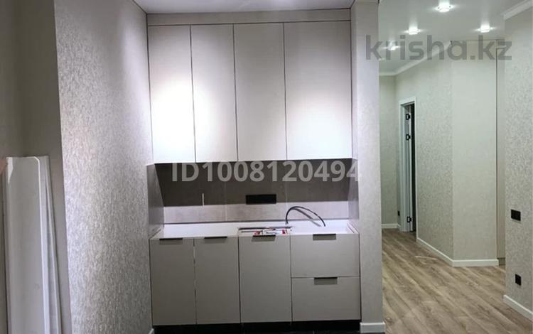 4-комнатная квартира · 100 м² · 2/17 этаж, Букетова 3 за 68 млн ₸ в Караганде, Казыбек би р-н — фото 4