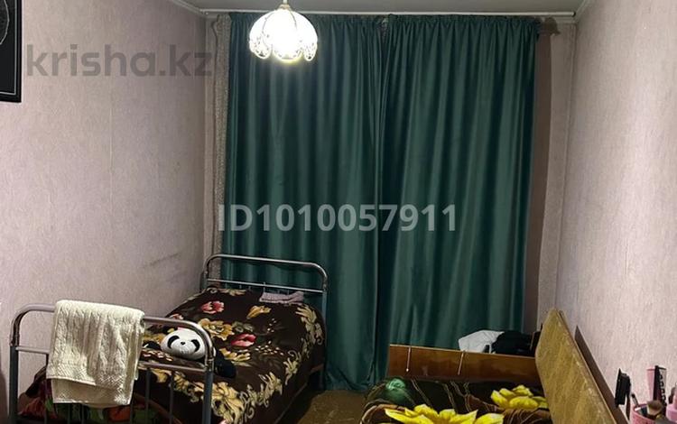3-комнатная квартира · 56 м² · 1/5 этаж, Карменова 61а за 16.9 млн ₸ в Семее — фото 2