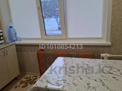 2-комнатная квартира · 50 м² · 1/5 этаж, Беркимбаева 180 за 130 000 〒 в Экибастузе