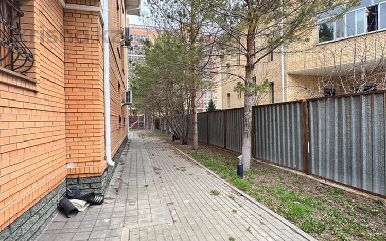 Жеке үй · 6 бөлме · 420 м² · 14 сот., мкр Комсомольский, Акын Сара 5, бағасы: 390 млн ₸ в Астане, Есильский р-н — фото 2