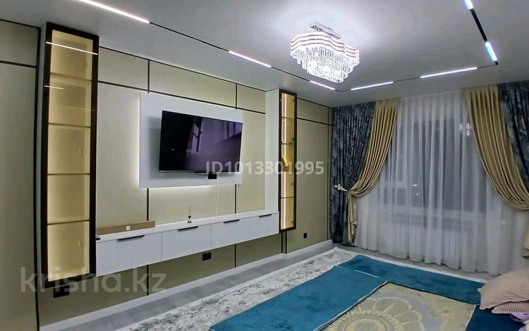 2-бөлмелі пәтер · 65 м² · 11/14 қабат, мкр Шымсити, 189 квартал уч. 25/1, бағасы: 35 млн ₸ в Шымкенте, Абайский р-н — фото 2