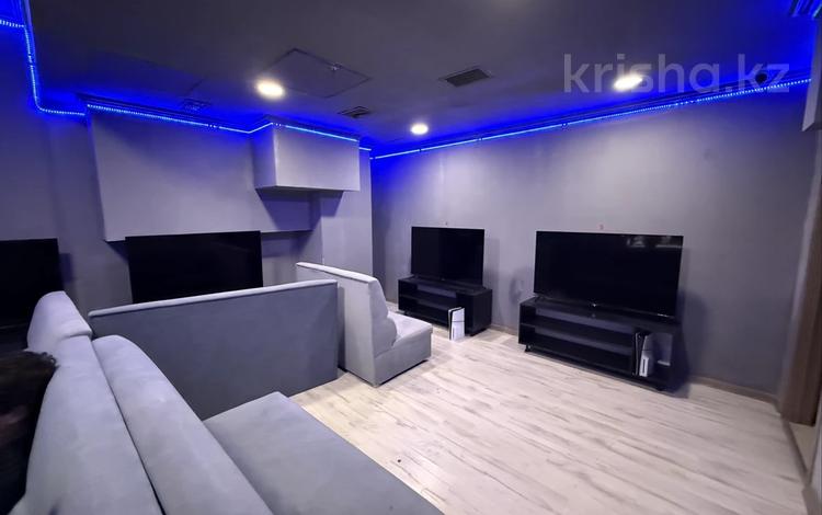 Офисы, магазины и бутики, склады, кабинеты и рабочие места, студии · 187 м² за 700 000 ₸ в Алматы, Бостандыкский р-н — фото 3