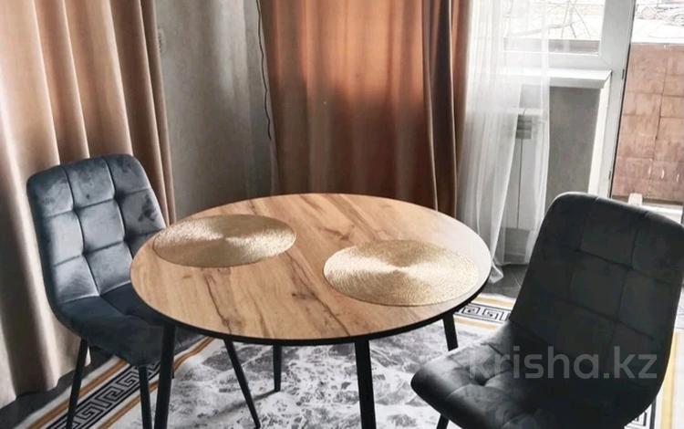 2-бөлмелі пәтер · 44 м² · 2/5 қабат, Казахстан 104 ц рынок 104 — Кабанбай батыра, бағасы: 13 000 ₸ в Усть-Каменогорске — фото 20