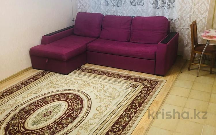 1-комнатная квартира · 30.6 м² · 1/5 этаж, Жумагалиева — Рядом с проспектом Назарбаева за 120 000 ₸ в Уральске — фото 2
