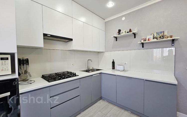 3-комнатная квартира, 85.6 м², 8/9 этаж, Каирбекова за 34 млн 〒 в Костанае — фото 26