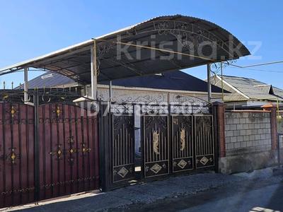 Отдельный дом · 4 комнаты · 150 м² · 8 сот., Кудайбергенова 41 — Возле новой полеклиники за 22 млн 〒 в Кентау