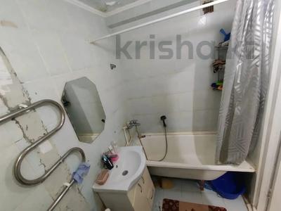 3-комнатная квартира · 59 м² · 1/5 этаж, мкр 8, братьев жубановых за 14 млн ₸ в Актобе