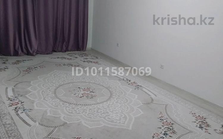 1-бөлмелі пәтер · 45 м² · 8/9 қабат, Мкр. Нурсая 121, бағасы: 21 млн ₸ в Атырау, мкр Авангард-2 — фото 2