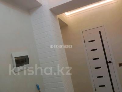 2-комнатная квартира · 59 м² · 5/5 этаж, Абылай хана 2/5 — Универститет им Сүлеймен Демирел за 25 млн ₸ в Каскелене