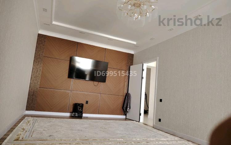 3-комнатная квартира · 125 м² · 8/8 этаж, Мкрн Коктем 52А за 54 млн ₸ в Жанаозен — фото 4