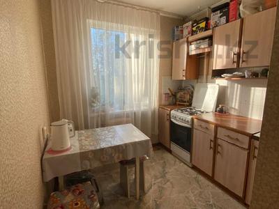 2-комнатная квартира · 45 м² · 3/5 этаж, гагарина за 13.5 млн 〒 в Уральске