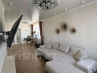 6-комнатная квартира · 202 м² · 17/17 этаж, Кабанбай Батыра 49 — Бухар жырау за 139 млн 〒 в Астане, Есильский р-н