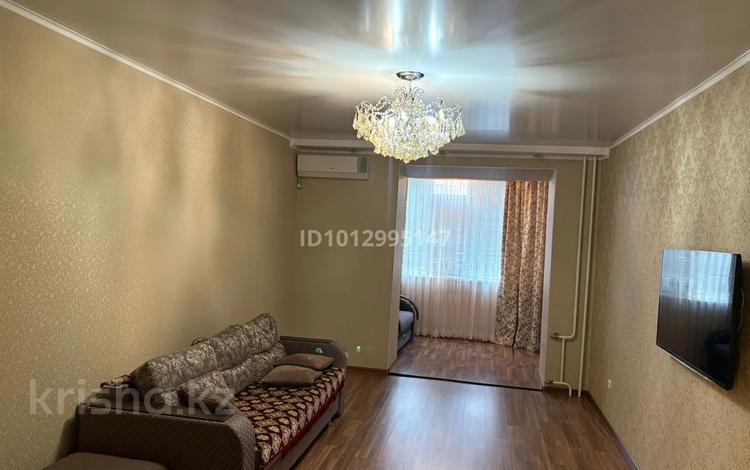 2-комнатная квартира · 80 м² · 1/6 этаж, Фролова 67 за 250 000 ₸ в Костанае — фото 2
