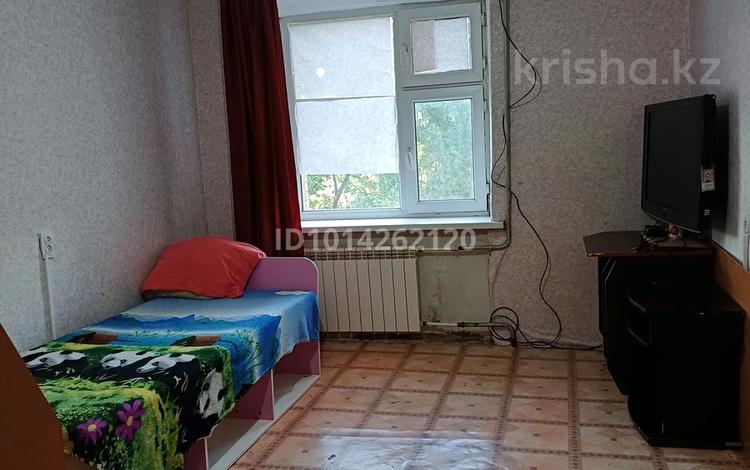 2 комнаты · 44 м² · 4 этаж, Исатая-Махамбета 82/1 — 2 цон за 27 500 ₸ в Уральске — фото 2