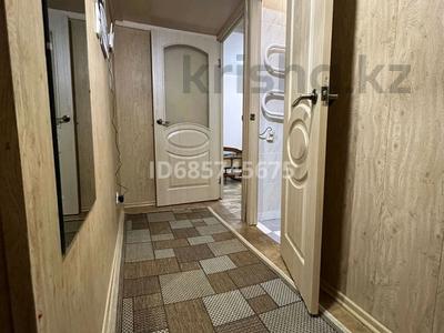 1-бөлмелі пәтер, 30 м², 1/5 қабат тәулігіне, Новостройка 16, бағасы: 8 000 〒 в Семее