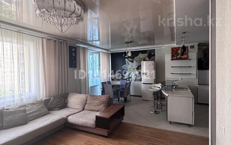 4-комнатная квартира · 106.7 м² · 5/12 этаж, Сауран 3/1 за 64.5 млн ₸ в Астане, Есильский р-н — фото 2