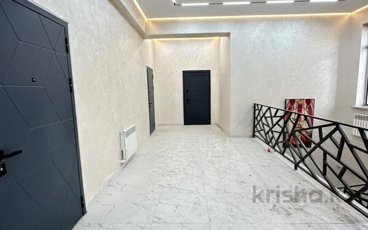 4-бөлмелі пәтер · 165 м² · 1/2 қабат, Газаиза Байтасова 6, бағасы: 50 млн ₸ в Таразе — фото 2