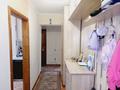3-бөлмелі пәтер · 70 м² · 2/9 қабат, Молдагулова 9 — Курмангазы, бағасы: 25 млн ₸ в Уральске, мкр Школьник — фото 2