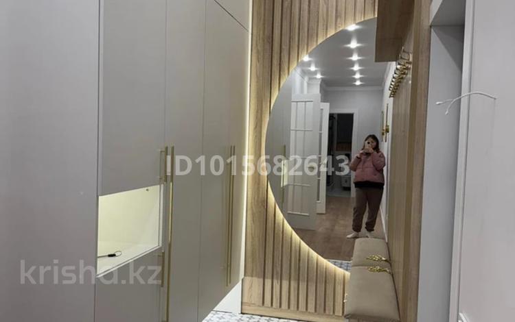 3-бөлмелі пәтер · 110 м² · 14 қабат, Жарокова 218, бағасы: 160 млн ₸ в Алматы, Бостандыкский р-н — фото 2
