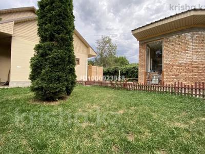 Отдельный дом · 5 комнат · 300 м² · 13 сот., мкр Коктобе, Камар Сулу — Район компота за 310 млн 〒 в Алматы, Медеуский р-н