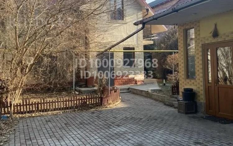 Жеке үй · 5 бөлме · 300 м² · 15 жүзд., Көктөбе ш/а., Камар Сулу — Район компота, бағасы: 310 млн ₸ в Алматы, Медеуский р-н — фото 3