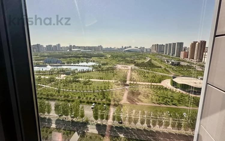 4-комнатная квартира · 111 м² · 13/20 этаж, Туркестан 14 за 600 000 ₸ в Астане, Есильский р-н — фото 4