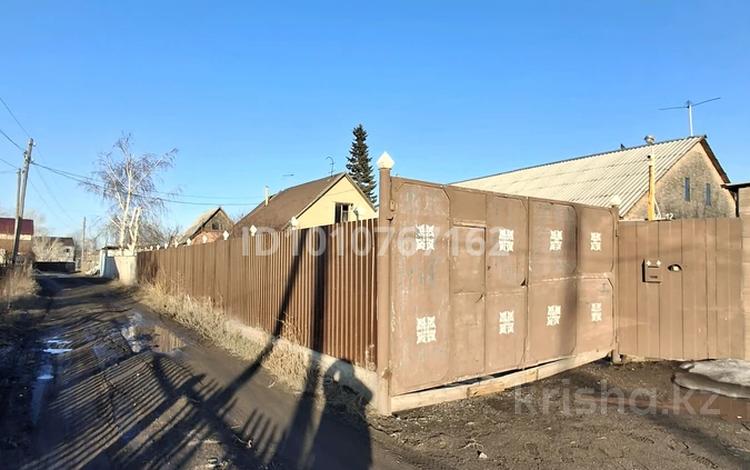 Отдельный дом · 3 комнаты · 150 м² · 9 сот., Восточный правый 6412 за 13 млн ₸ в Семее — фото 20