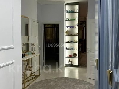 Продажа квартир в Алматы: 3-комнатная квартира · 112.9 м² · 1/6 этаж, Рахмадиева 2/6 за 127 млн 〒 3-комнатная квартира · 112.9 м² · 1/6 этаж, Рахмадиева 2/6 за 127 млн 〒 в Алматы, Бостандыкский р-н