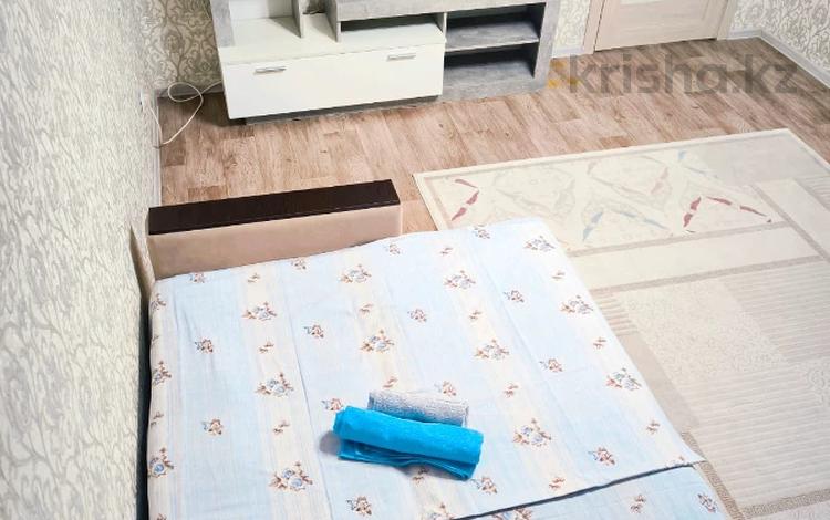 1-комнатная квартира · 50 м² · 1/5 этаж, 17-й мкр 101 — МОРЕ,АКВАПАРК,ХАЛЫК АРЕНА,ЦЕНТР ГОРОДА за 8 000 ₸ в Актау — фото 8