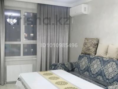 2-комнатная квартира · 56 м² · 7/12 этаж, мкр Акжайык 2/30 — Сырым батыр, Тулеметов за 15 000 ₸ в Шымкенте, Абайский р-н