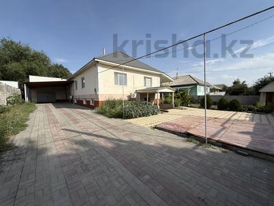Отдельный дом · 4 комнаты · 250 м² · 10 сот., мкр Ынтымак за 55 млн ₸ в Алатау