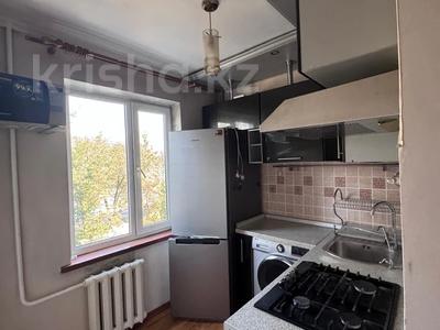 3-бөлмелі пәтер · 60 м² · 3/5 қабат, Ақсай-2 ш/а. 23, бағасы: 280 000 ₸ в Алматы, Ауэзовский р-н