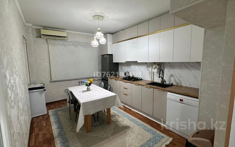 3-бөлмелі пәтер · 67 м² · 4/6 қабат, мкр Нурсая, Тулпар 73, бағасы: 24.2 млн ₸ в Атырау — фото 5