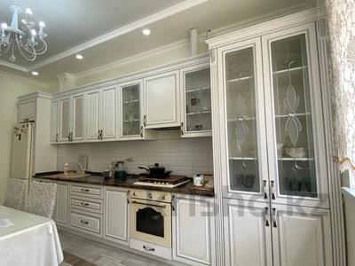 4-комнатная квартира · 130 м² · 1/7 этаж, 19-й мкр 17 за 46.9 млн 〒 в Актау