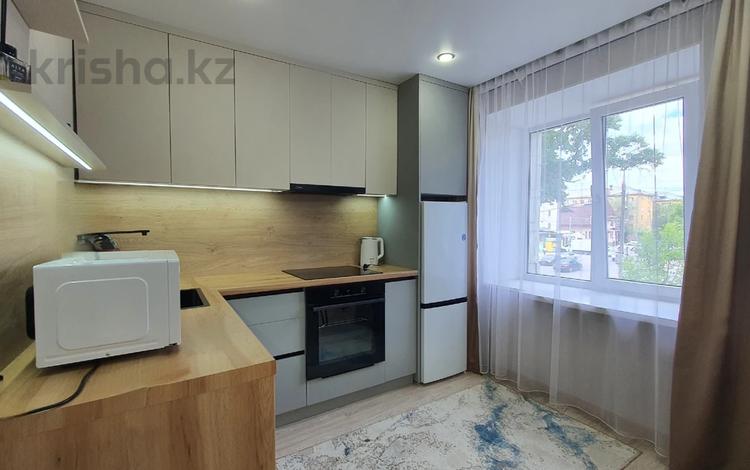 1-комнатная квартира · 33.7 м² · 2/5 этаж, Ауэзова 24 за 21.5 млн ₸ в Усть-Каменогорске — фото 2