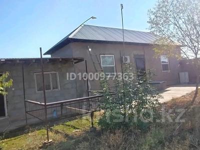 Отдельный дом · 4 комнаты · 100 м² · 8 сот., Тараз 14 — Самал 3 Малбазар за 13.7 млн ₸ в Сарыагаш