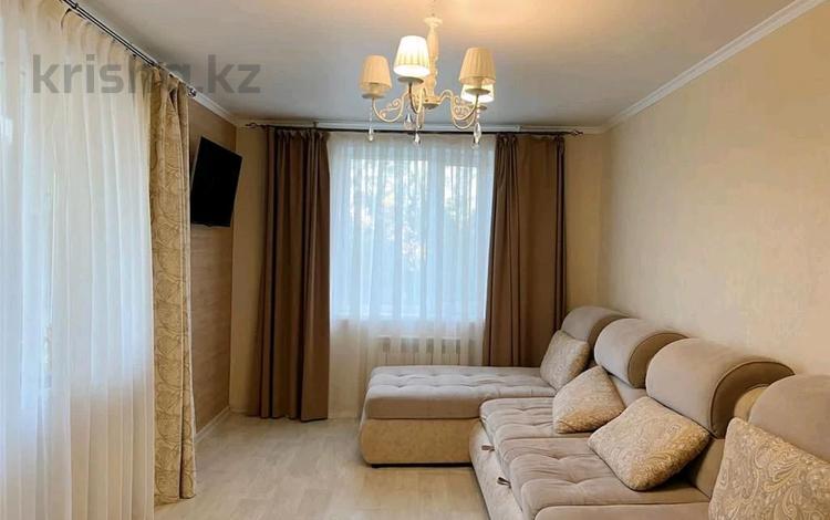 2-бөлмелі пәтер · 60 м² · 1/9 қабат, 9 мкр 1л — Мира, бағасы: 18 000 ₸ в Темиртау — фото 2