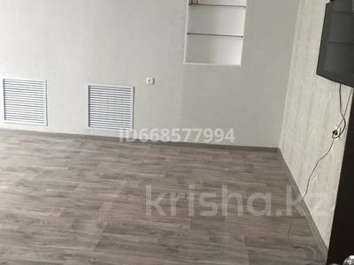 2-комнатная квартира, 56 м², 3/4 этаж, Самал 41 за 15 млн 〒 в Жанаозен