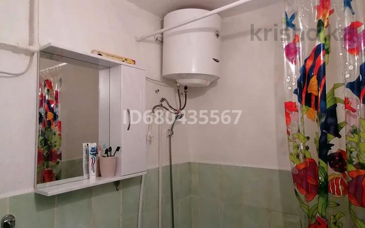 2-бөлмелі пәтер · 44 м² · 5/5 қабат, Пришахтинск, Пришахтинск, 23й микрорайон 33, бағасы: 10 млн ₸ в Караганде, Алихана Бокейханова р-н — фото 2