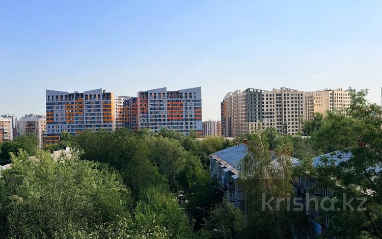 3-комнатная квартира · 75 м² · 5/6 этаж, мкр №8 за 55 млн ₸ в Алматы, Ауэзовский р-н — фото 2