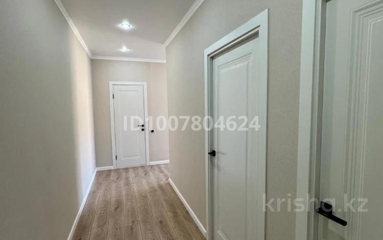 2-комнатная квартира · 60 м² · 2/5 этаж, мкр Жана Орда — Новый капитальный евроремонт мкр. Жана Орда следующая остановка, близ гимназии Капанова, 37, ГЭН, 2 садика, спорт комплекс Жайык Арена за ~ 25.9 млн 〒 в Уральске — фото 5