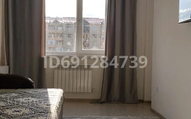 1-бөлмелі пәтер · 30 м² · 2/5 қабат, Юлдашева 28 — Жибек Жолы, бағасы: 15 000 ₸ в Жаркенте — фото 16