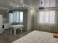 2-комнатная квартира · 57 м² · 1/5 этаж, мкр Нурсая за 170 000 ₸ в Атырау — фото 2