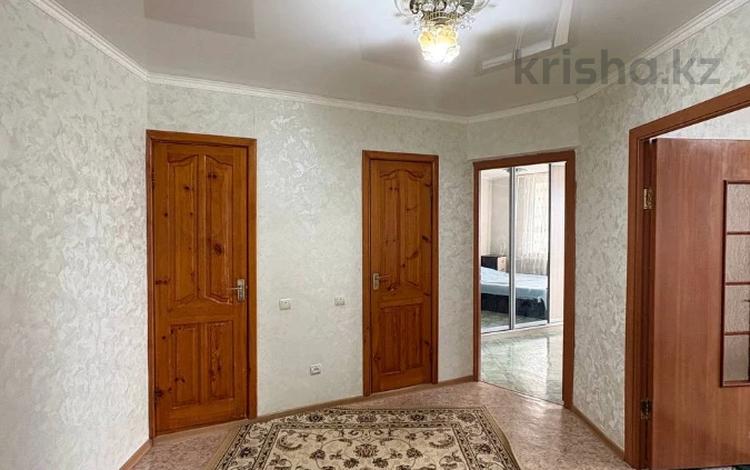 4-бөлмелі пәтер · 87.5 м² · 9/9 қабат, Абилкайыр хана, бағасы: 20 млн ₸ в Актобе — фото 7
