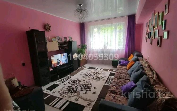 3-комнатная квартира · 63.3 м² · 1/5 этаж, Карасай батыра 30 — Школа номер 6 за 27.5 млн 〒 в Талгаре — фото 3